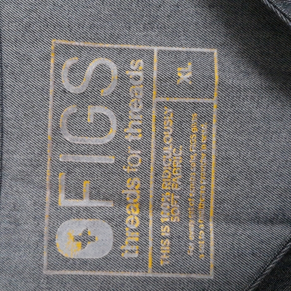 Figs XL Grey Yellow Short Sleeve Scrub Top - Picture 4 of 17